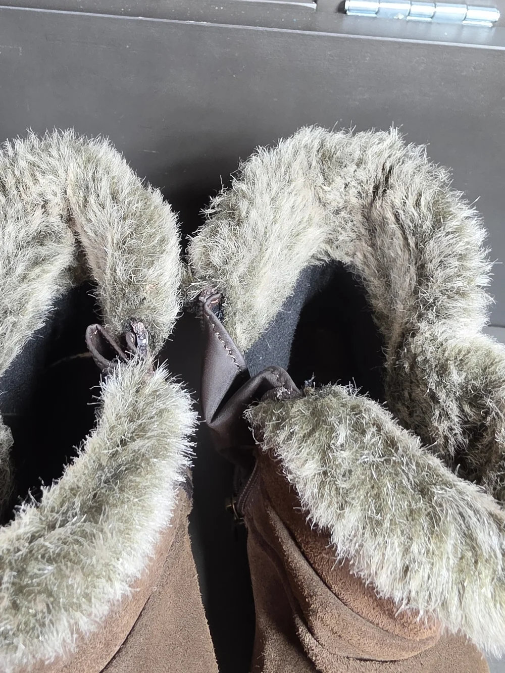 Khombu Brown Leather Suede Ankle Boots Faux Fur Trim Womens 8